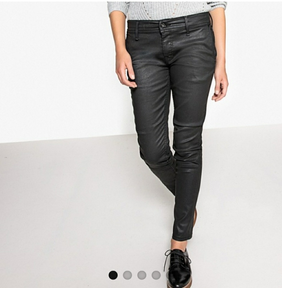 🇫🇷 Mid-rise Coated jeans